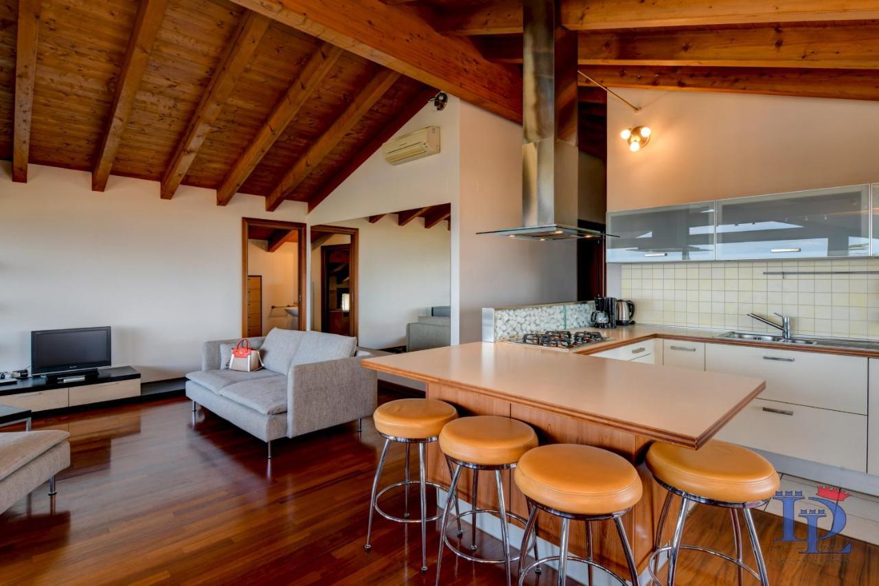 דסנזאנו דל גארדה Desenzanoloft Official Partner Marriott Homes & Villas - Paradise Lake View In A 5 Pools Exclusive Residence מראה חיצוני תמונה