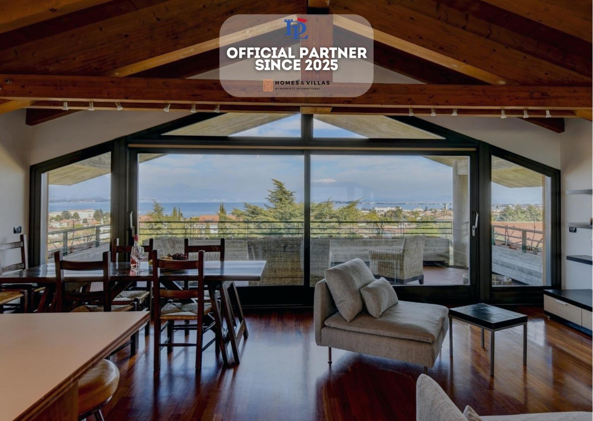 דסנזאנו דל גארדה Desenzanoloft Official Partner Marriott Homes & Villas - Paradise Lake View In A 5 Pools Exclusive Residence מראה חיצוני תמונה